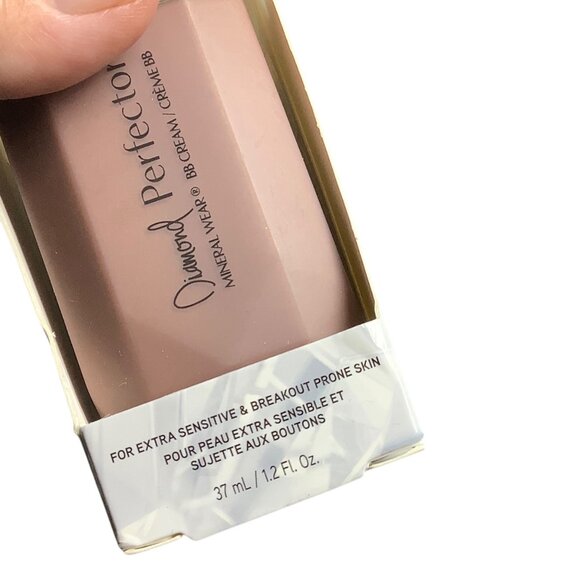 Physicians Formula Mineral Wear Diamond Perfector BB Cream Skin Perfector 1.2 oz - Picture 5 of 5